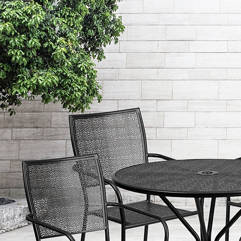 35.25RD Black Patio Table Set