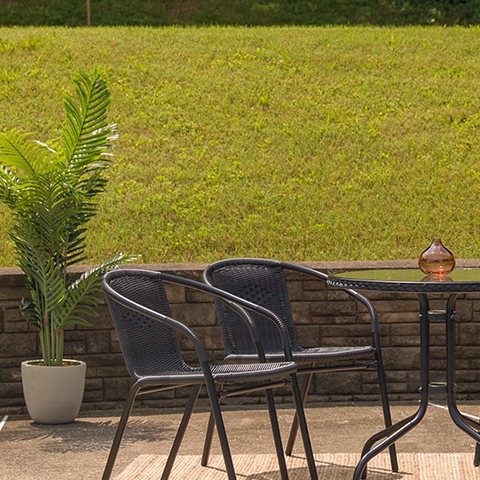 28RD Black Table Set w/Rattan